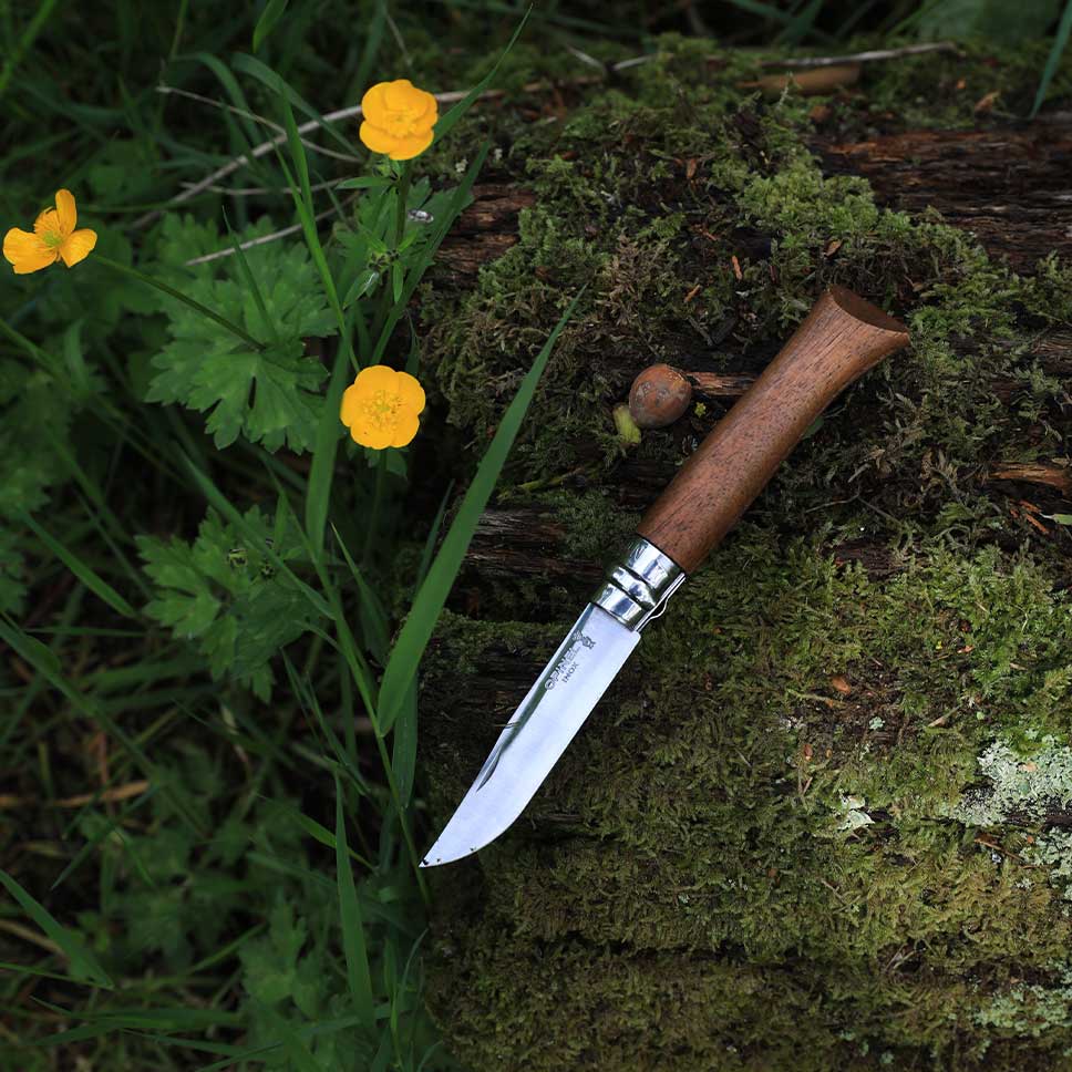 Opinel  No.09 Folding Stainless Steel Oyster Knife - OPINEL USA
